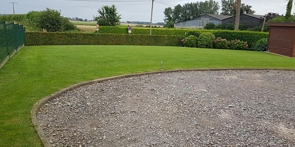 Terrasse et allée de jardin à Saint-Pol-sur-Ternoise, Abbeville